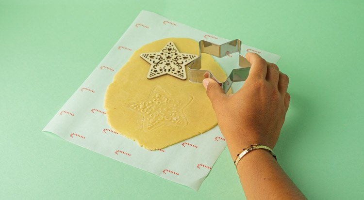 /content/dam/cultura-one/les-tutos/2022/noel/buche-noël/TUTO_CMS_Buche-noel_8.jpg
