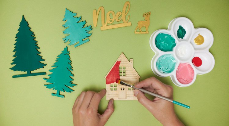 /content/dam/cultura-one/les-tutos/2022/noel/centre-de-table-noël/TUTO_CMS_centre-de-table_1.jpg
