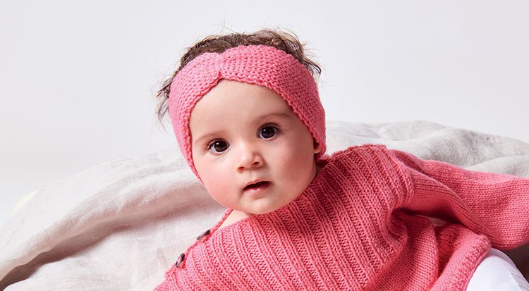 /content/dam/cultura-one/les-tutos/2022/patrons-tricot-layette/headband-agathe-avec-rico/TUTO_CMS_headband_agathe_rico.jpg