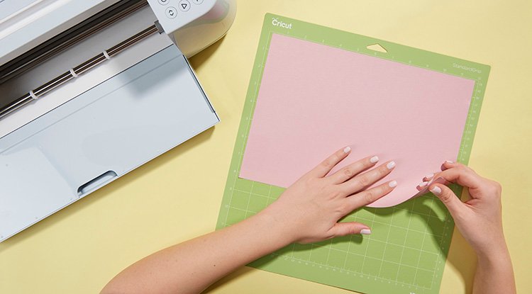 /content/dam/cultura-one/les-tutos/2022/pâques/fleurs-en-papier/TUTO_CMS_Paques_fleurs_papier_1.jpg