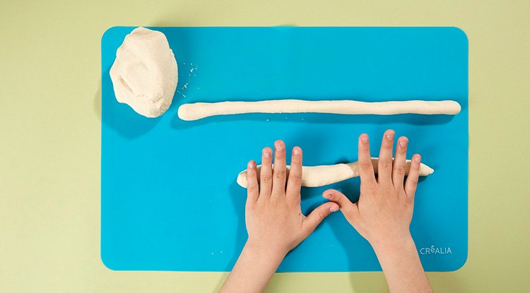 /content/dam/cultura-one/les-tutos/2022/voyons-vert/suspension-arc-en-ciel-pate-sel-comestible/TUTO_CMS_suspension-arc-en-ciel-pate-sel-comestible_2.jpg