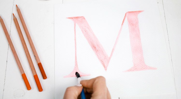 /content/dam/cultura-one/les-tutos/2023/lettre-fleurie-aquarelle-monali/TUTO_CMS_Lettre-fleurie_3.jpg