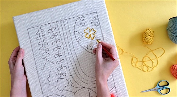 /content/dam/cultura-one/les-tutos/2023/moi-qui-l-ai-fait/cadre-deco-punch-needle/TUTO_CMS_Cadre-deco_4.jpg