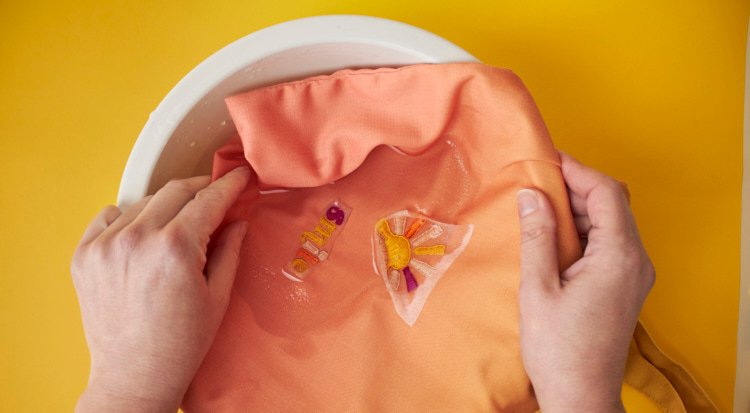 /content/dam/cultura-one/les-tutos/2023/moi-qui-l-ai-fait/tote-bag-personnalise/TUTO_CMS_Totebag-Spring_7.jpg