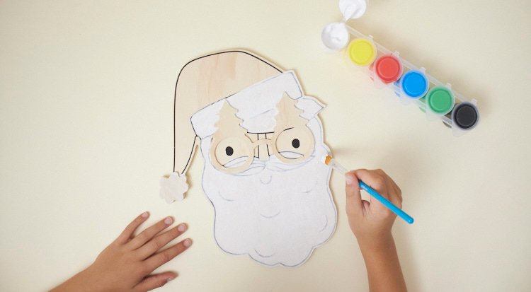 /content/dam/cultura-one/les-tutos/2023/noel/pere-noel-en-bois/TUTO_CMS_Pere-noel-bois_1.jpg