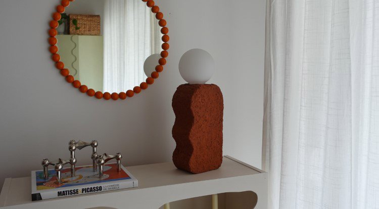 /content/dam/cultura-one/les-tutos/2024/deco-diy/tuto-luminaire-en-papier-mache/TUTO_CMS_Lampe-en-papier-mache_9.jpg