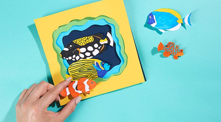 /content/dam/cultura-one/les-tutos/2024/vacances-ete-enfants/aquarium-en-papier/TUTO_CMS_Aquarium-papier_8.jpg