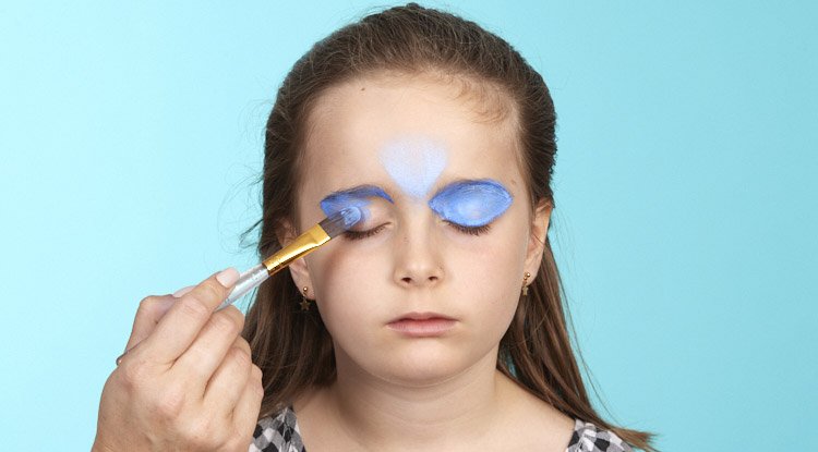 /content/dam/cultura-one/les-tutos/2024/vacances-ete-enfants/maquillage-sirene-avec-grimtout/TUTO_CMS_Maquillage-sirene_1.jpg