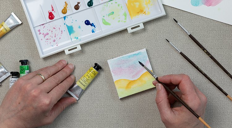 /content/dam/cultura-one/les-tutos/2025/printemps-de-l'aquarelle---ba/tuto-2-sennelier/TUTO_CMS_Mini-chassis-ETAPE-5-web.jpg