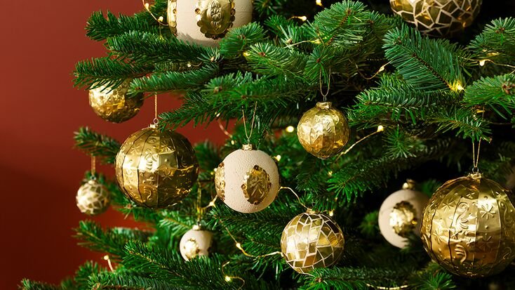 /content/dam/cultura-one/les-tutos/2025/projets-aca-noël-2025/tuto-boules-de-noël-en-métal-à-repousser-/TUTO_CMS_Format_etape-Boule_Noel_Metal_Repousser_horizontale_1025X578.jpg