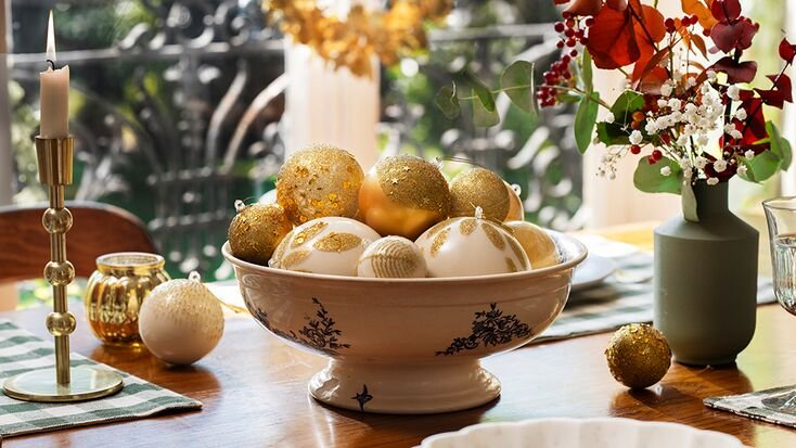 /content/dam/cultura-one/les-tutos/2025/projets-aca-noël-2025/tuto-boules-de-noël-peinture-et-paillettes/TUTO_CMS_Format_etape-Boule_Noel_Peinture_Paillettes_horizontale_V2_1025X578.jpg