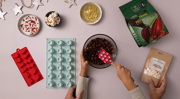 /content/dam/cultura-one/les-tutos/2025/projets-aca-noël-2025/tuto-sucette-chocolat-chaud/1.tuto_CMS-750x413-sucette-chocolat.jpg