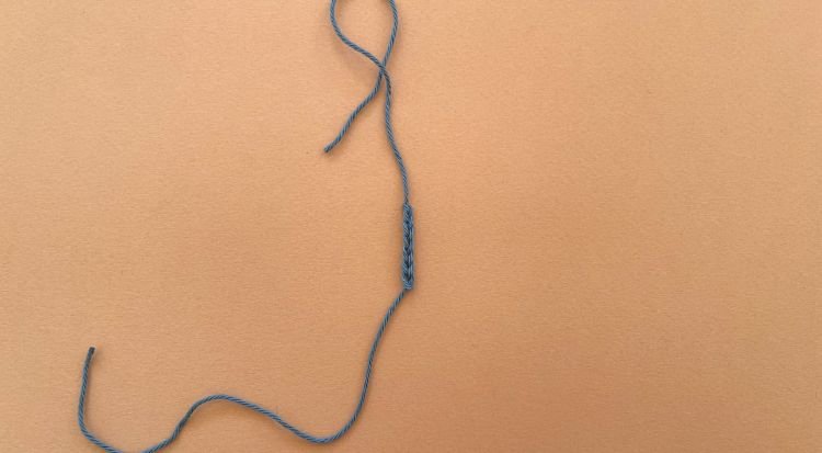 /content/dam/cultura-one/les-tutos/2025/projets-ete-juin-juillet/point-crochet-maille-en-l-air/TUTO_CMS_+ la maille en l air.jpg