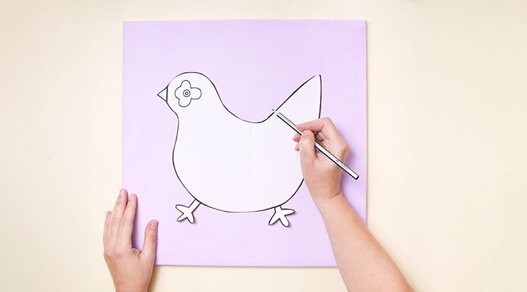 /content/dam/cultura-one/les-tutos/2026/projets-lce/paques-lce/tuto-tableau-poule/Tuto-3-Paques-tableau-poule.jpg