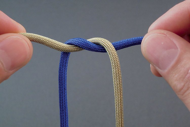 /content/dam/cultura-one/les-tutos/m1/2015/bracelet-dent-de-requin/2.jpg