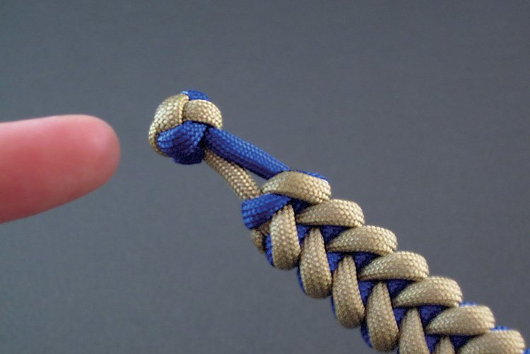 /content/dam/cultura-one/les-tutos/m1/2015/bracelet-dent-de-requin/25.jpg