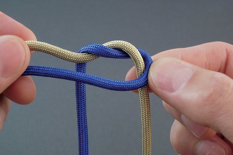 /content/dam/cultura-one/les-tutos/m1/2015/bracelet-dent-de-requin/3.jpg