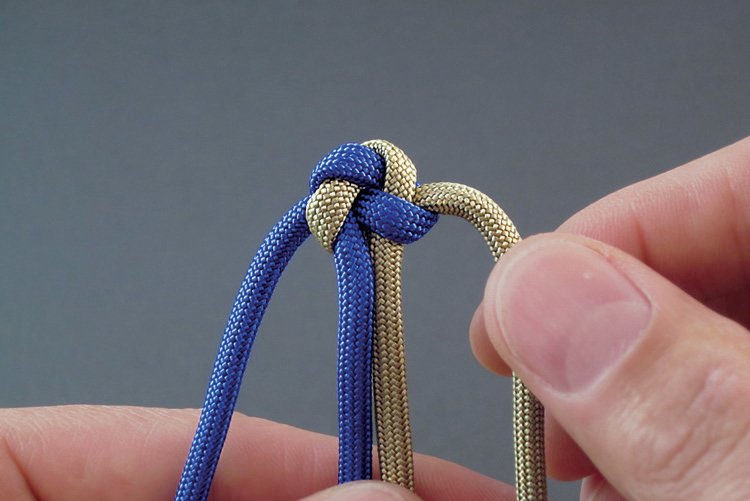 /content/dam/cultura-one/les-tutos/m1/2015/bracelet-dent-de-requin/8.jpg