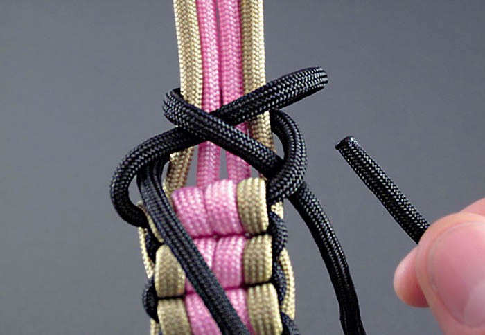 /content/dam/cultura-one/les-tutos/m1/2015/bracelet_cote_maille/20.jpg