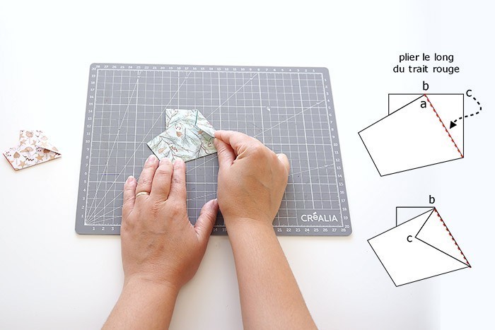 /content/dam/cultura-one/les-tutos/m1/2019/noel/papeterie/etoile_origami/6.jpg
