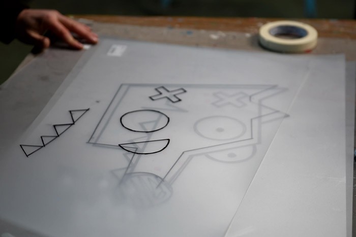 /content/dam/cultura-one/les-tutos/m1/2020/graff_en_live/pebeo/2.jpg