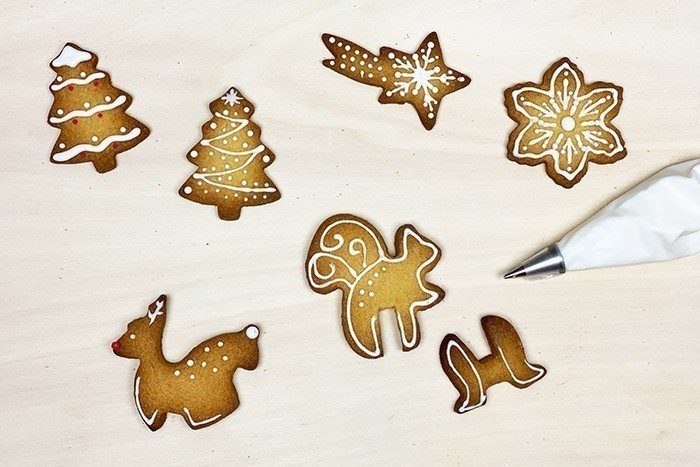 /content/dam/cultura-one/les-tutos/m1/2020/noel/fait_maison/biscuits/6.jpg