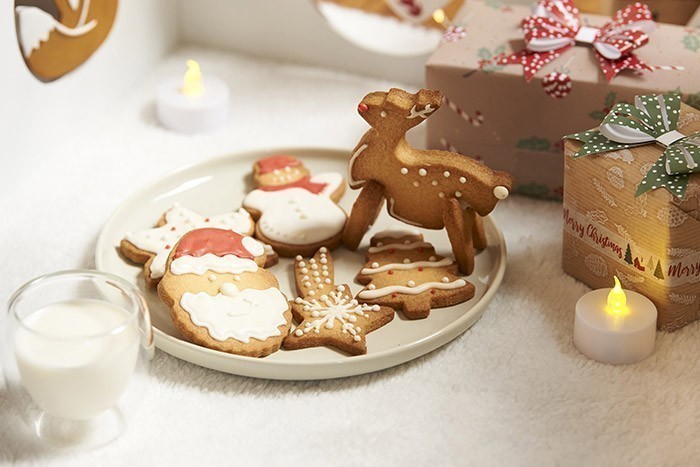 /content/dam/cultura-one/les-tutos/m1/2020/noel/fait_maison/biscuits/8.jpg
