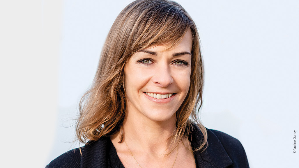 Interview : Agnès Martin-Lugand présente son roman l'Homme des Mille ...